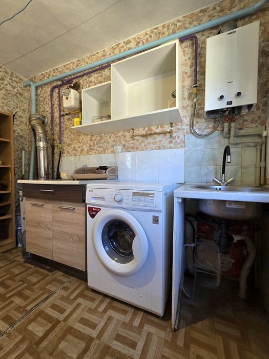 Великий будинок для родини на 2 входи вул. Фадєєва