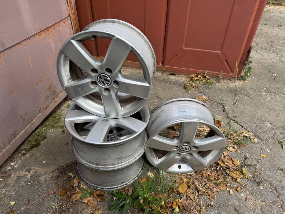 Титанові  диски Volkswagen Golf 6/ R16