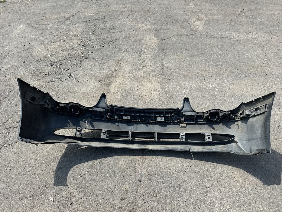 Передній бампер BMW 730i E65 БМВ 7 Е65 2001-2005