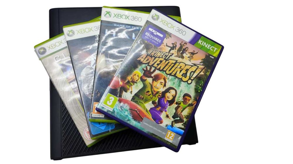 Konsola Xbox 360 E 500GB - 2x pad - kinect - 4x gra - MEGA ZESTAW