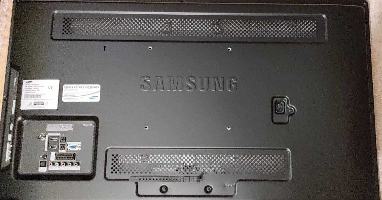 LСD телевизор Samsung LE-40C530F1W XUA