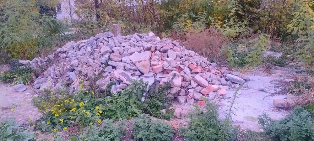 Oddam gruz betonowo ceglany