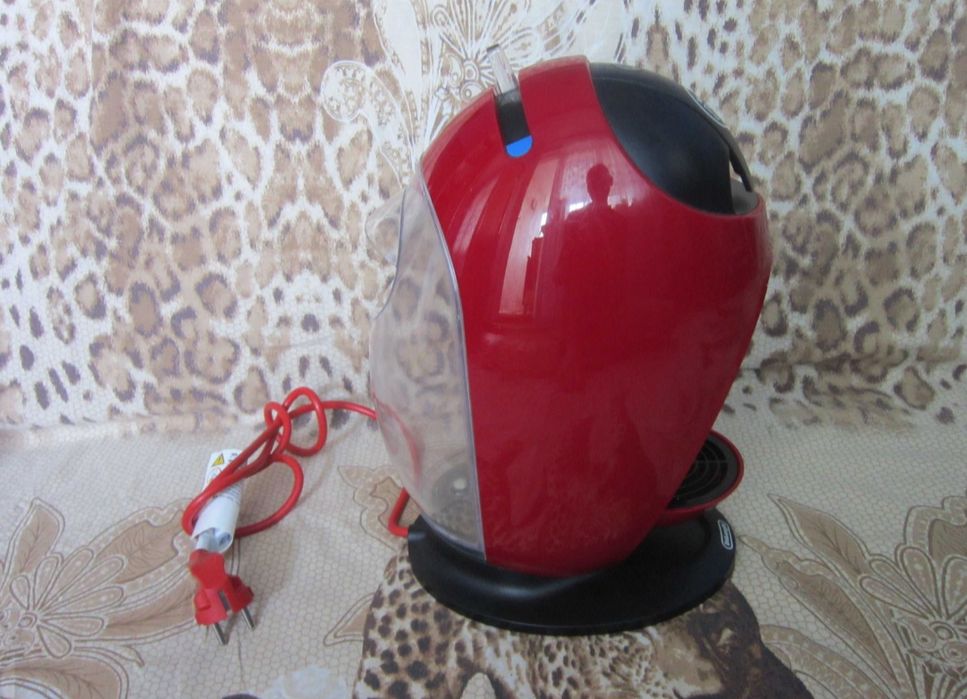 Кофеварка NESCAFE Dolce Gusto
