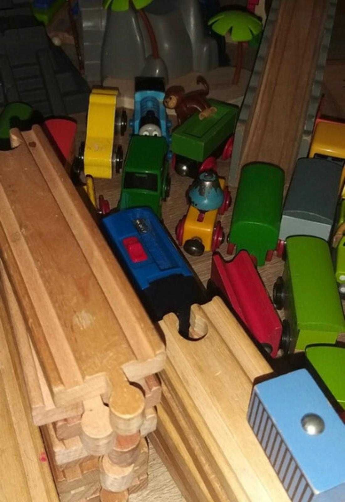 Drewniane kolejki, pociągi, tory dla dzieci