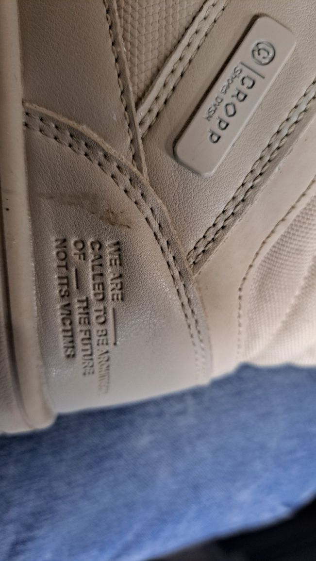 Sprzedam adidasy cropp