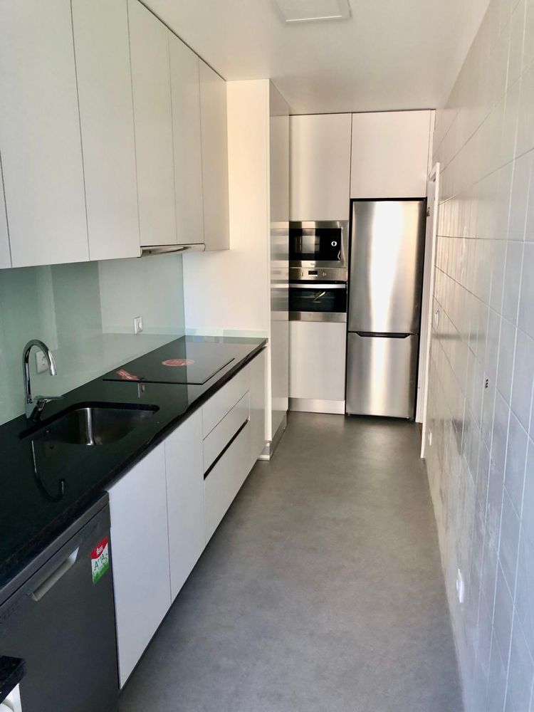 Arrenda-se T3 Prelada Renovado Cozinha equipada