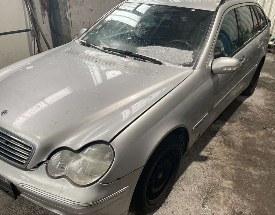 Разборка, розборка Mercedes W203 W211 Vito 638 Двери