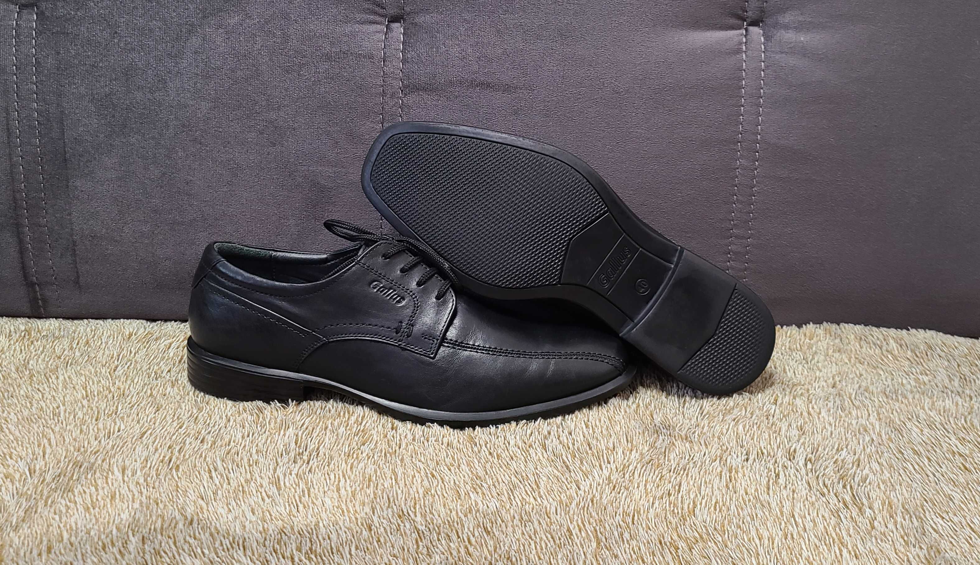Мужские кожаные туфли от итальянского бренда GALLUS