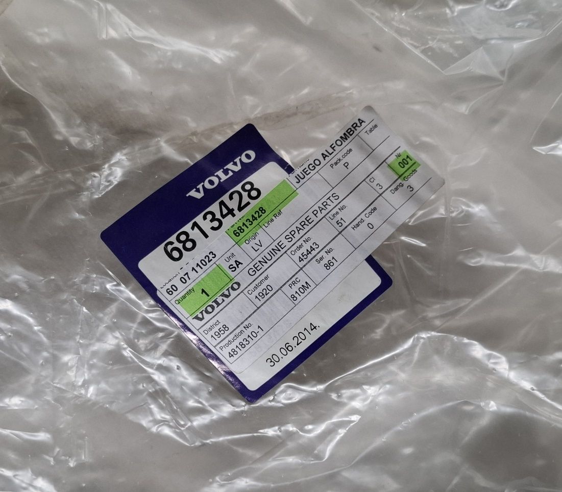 Tapetes de borracha originais Volvo V40 (2012 a 2020)