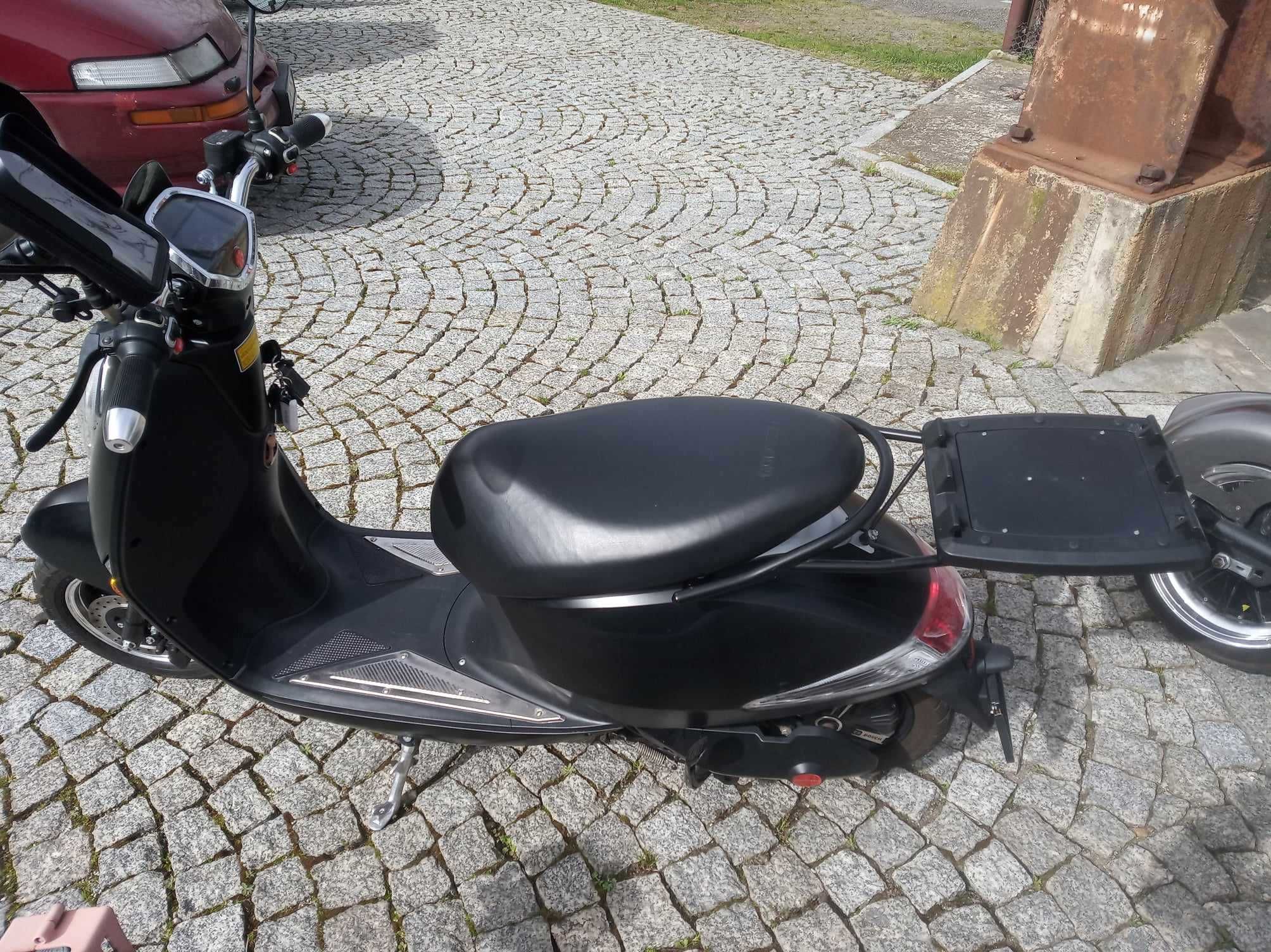 Skuter Elektryczny Monasso Grace silnik Bosch   do Zarejestrowania
