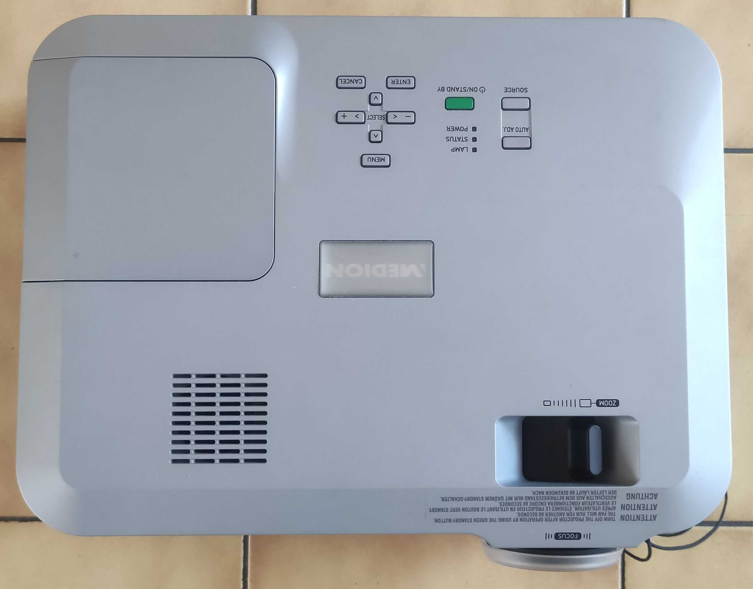 Projektor multimedialny MEDION  MD2950NA