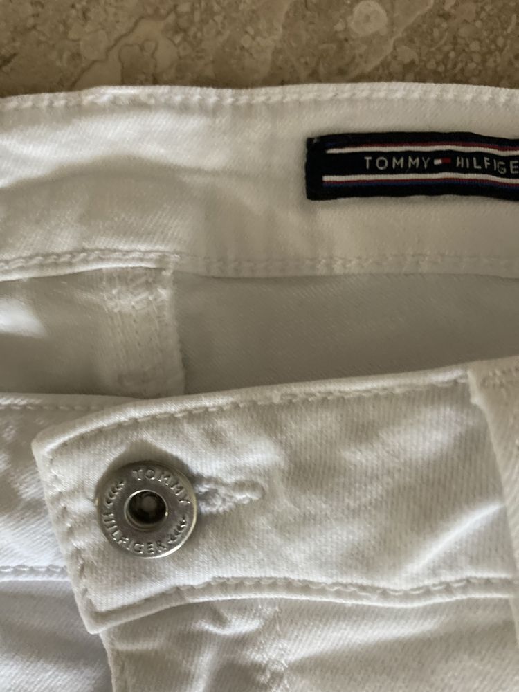 Damskie spodnie jeansy Tommy Hilfiger W 30