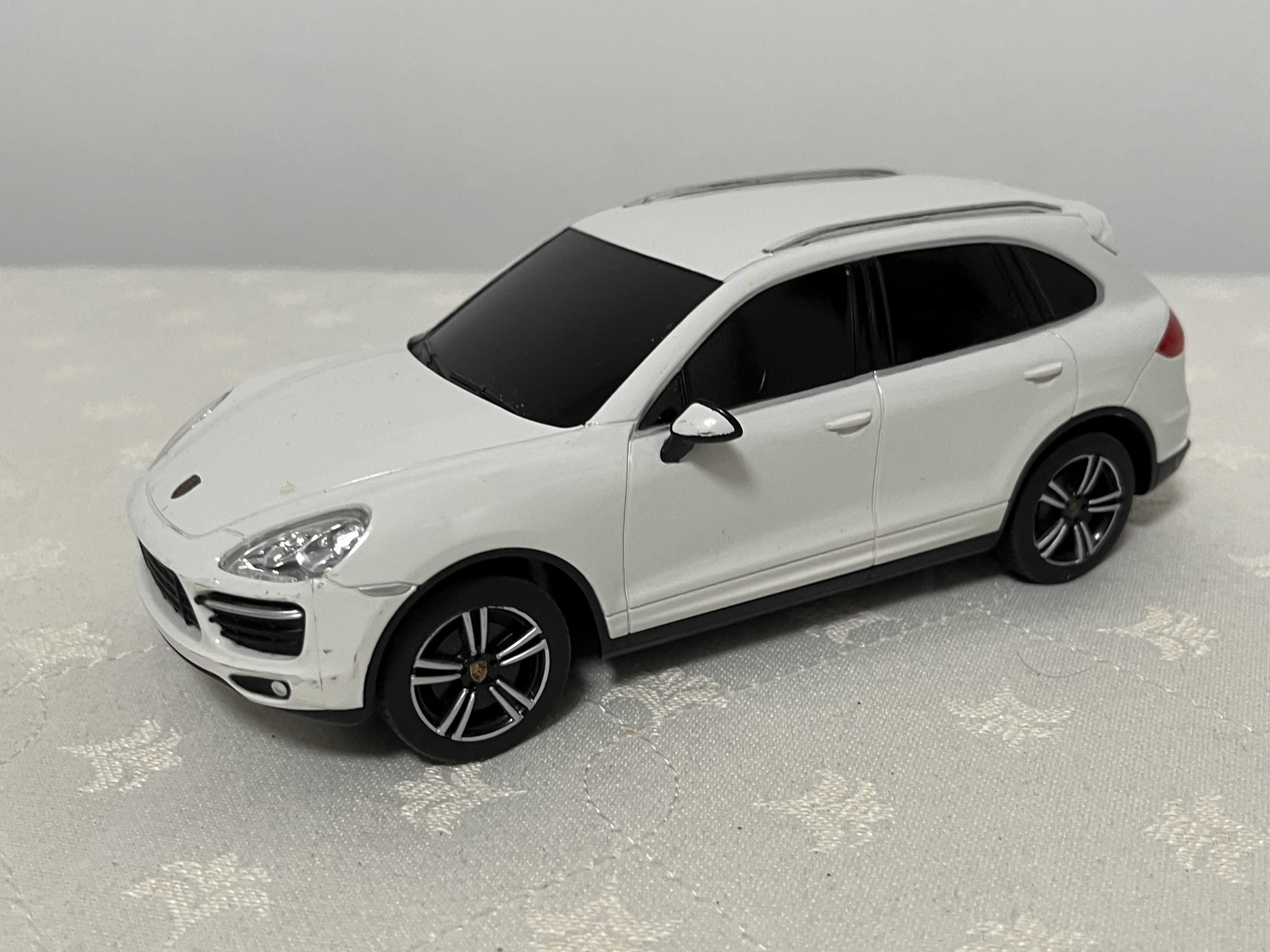 Porsche Cayenne Rastar białe auto zdalnie sterowane