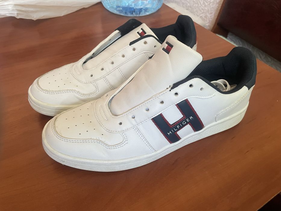 чоловічі шкіряні кросівки Tommy Hilfiger Leman