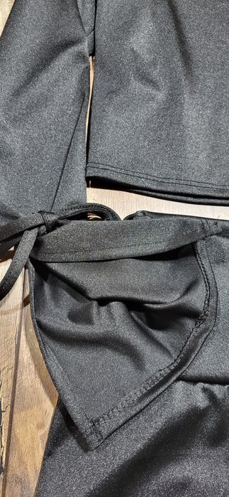 Czarny komplet damski top bluzka legginsy wiązania wysoki stan S M