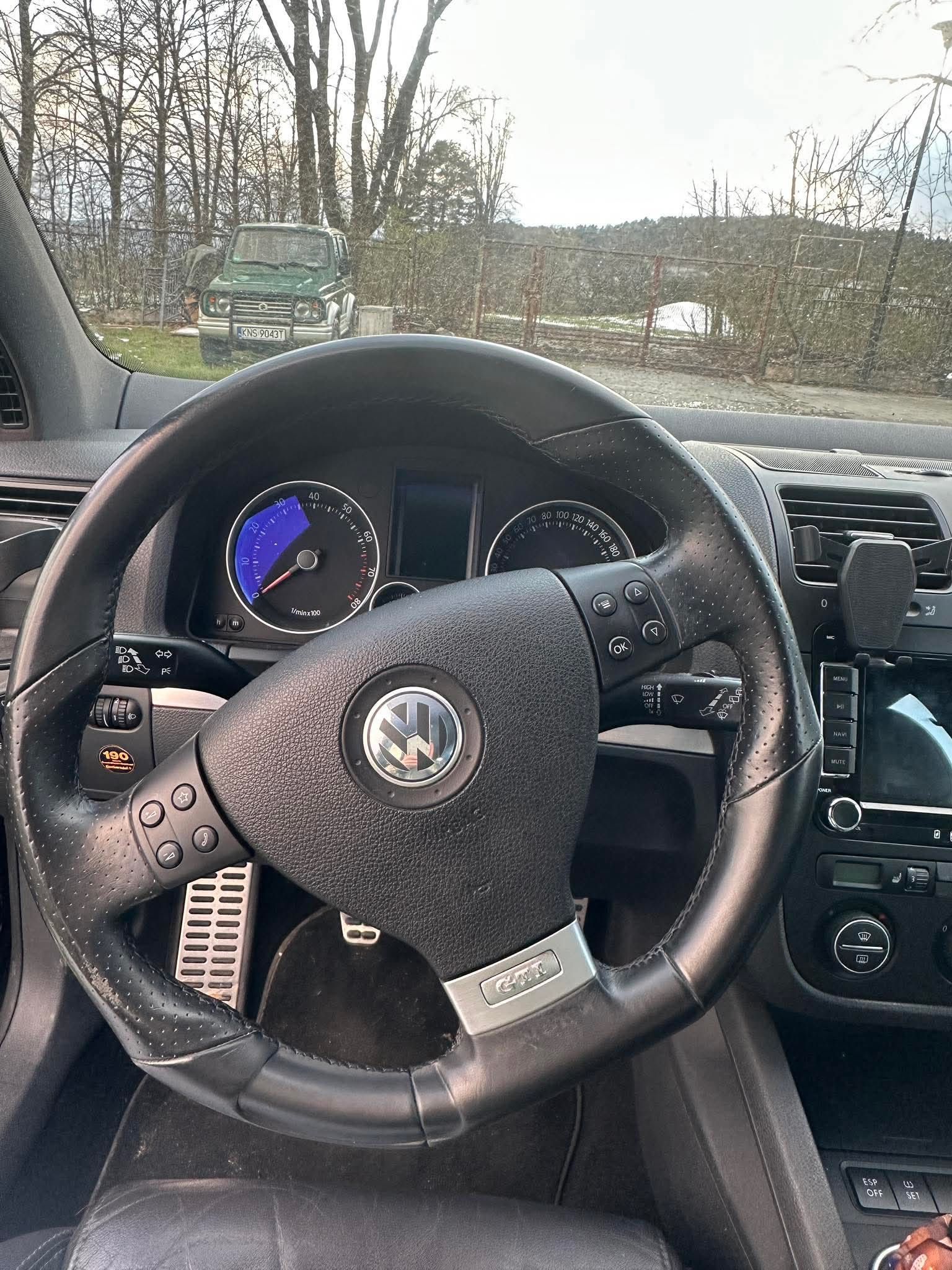 Volkswagen Golf V 2.0 FSI turbo GTI  2008