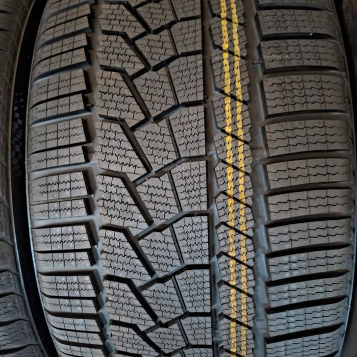 315/35/20+275/40/20 R20 Continental WinterContact TS860S SSR 4шт нові
