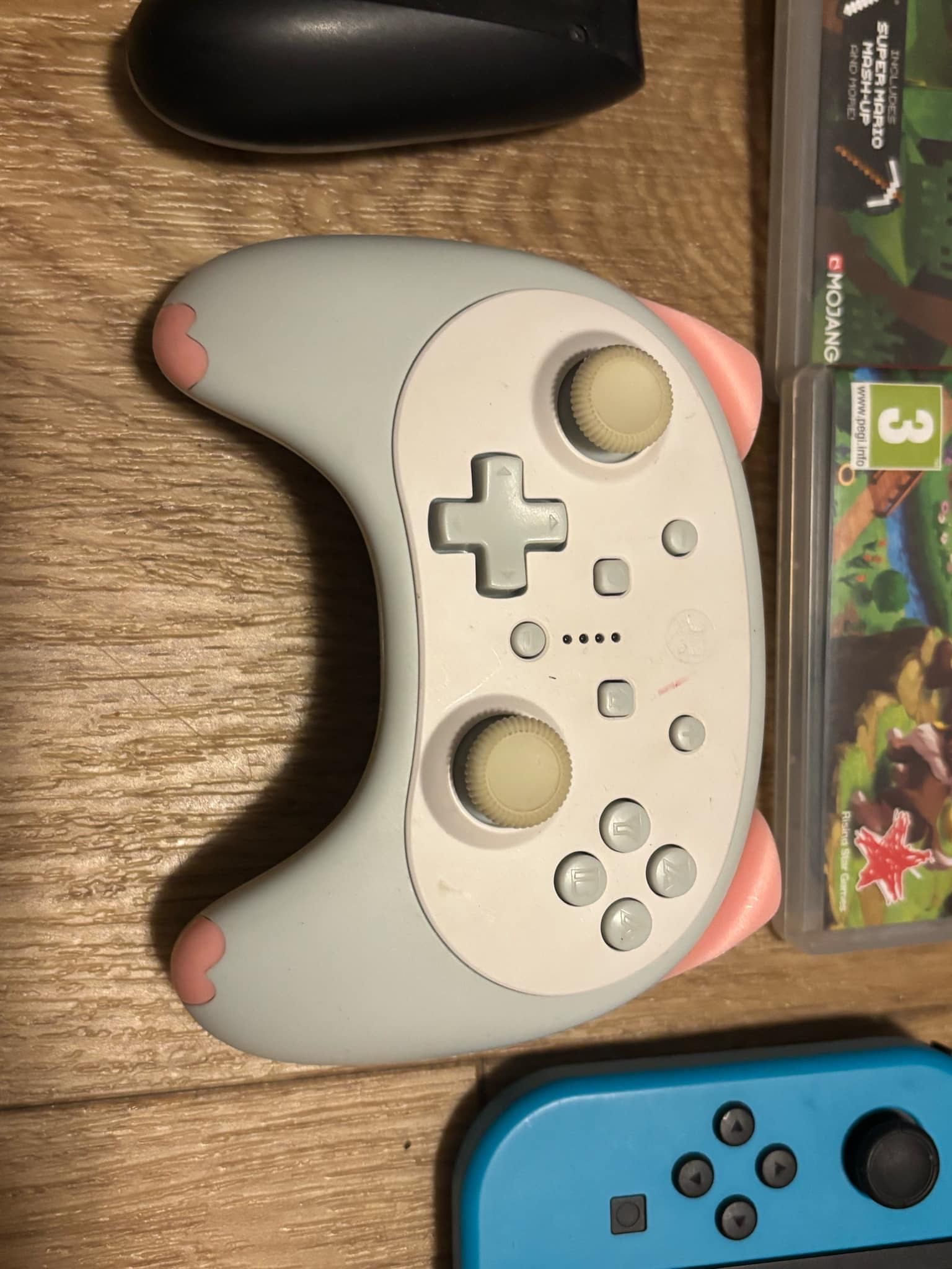Nintendo Switch z dodatkami