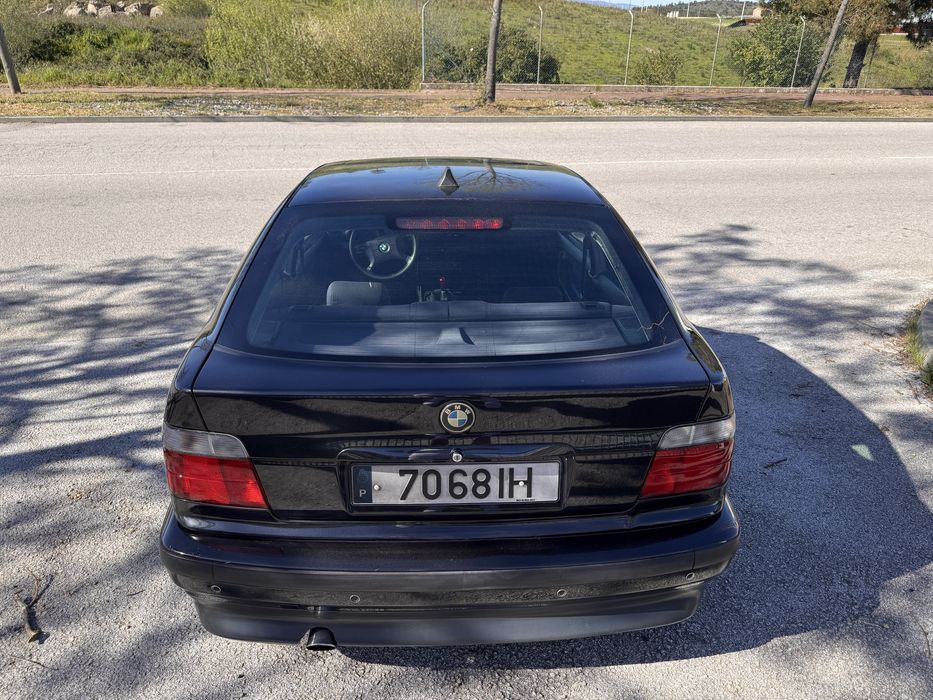 BMW E36 318 TDS Compact