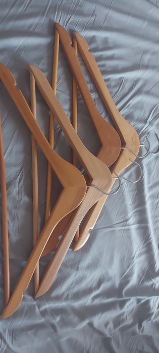10 Cabides/cruzetas de madeira