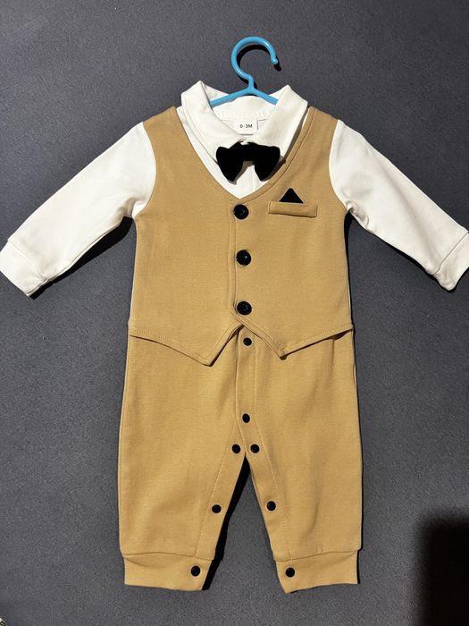 Uroczy bawełniany rampers-kombinezon
