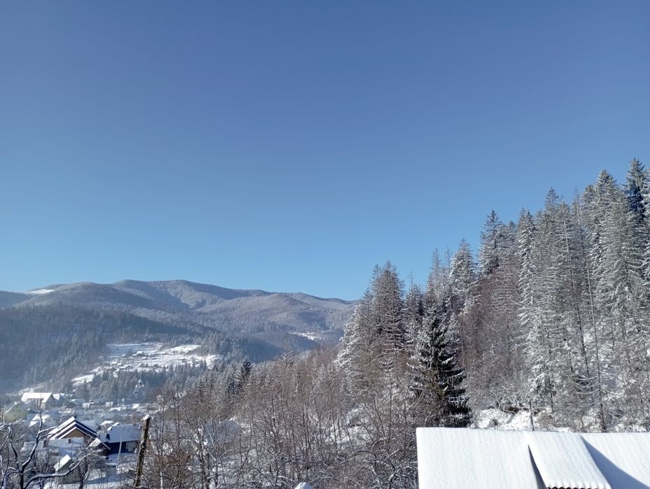 Будинок відпочинку "МЕЛОДІЯ КАРПАТ" і Карпатський чан