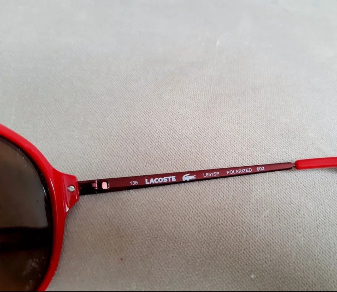 Lacoste okulary przeciwsłoneczne z etui model