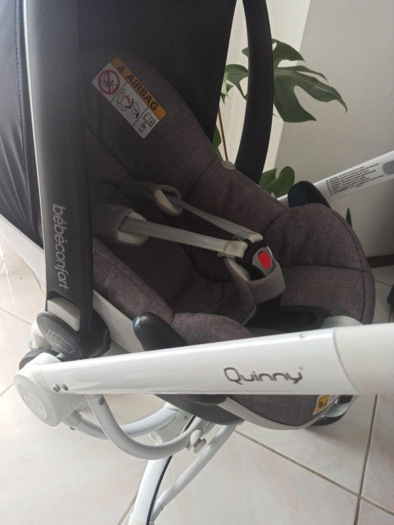 Conjunto cadeira auto peblle + quinny