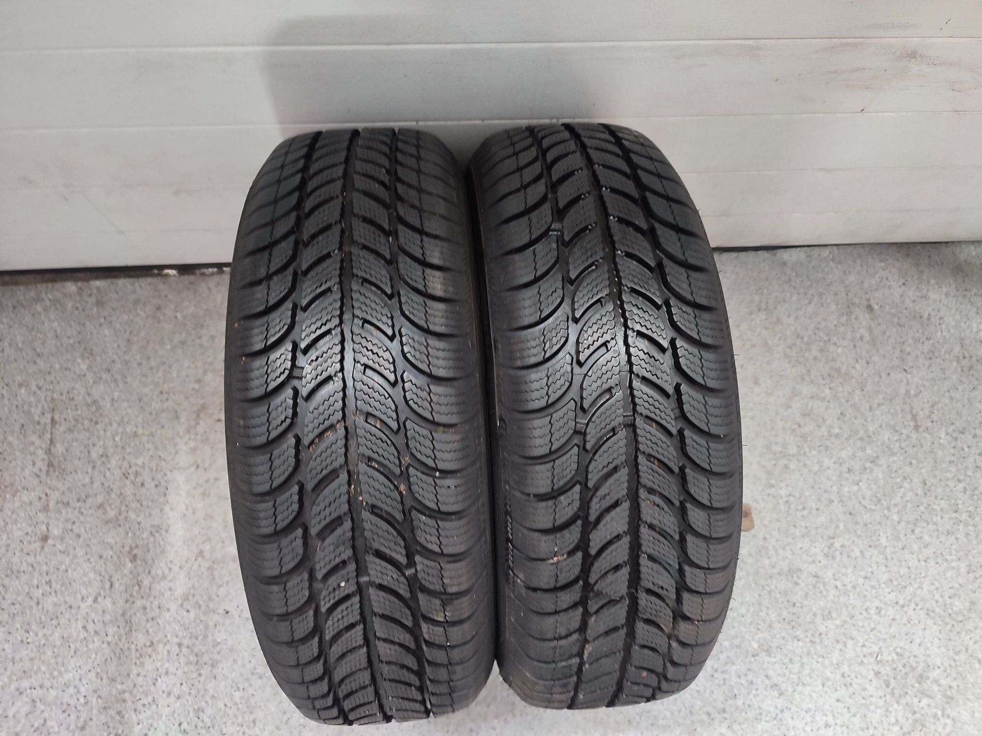 Opona opony Zimowe Dębica Frigo2 195/65R15 dot 21 rok