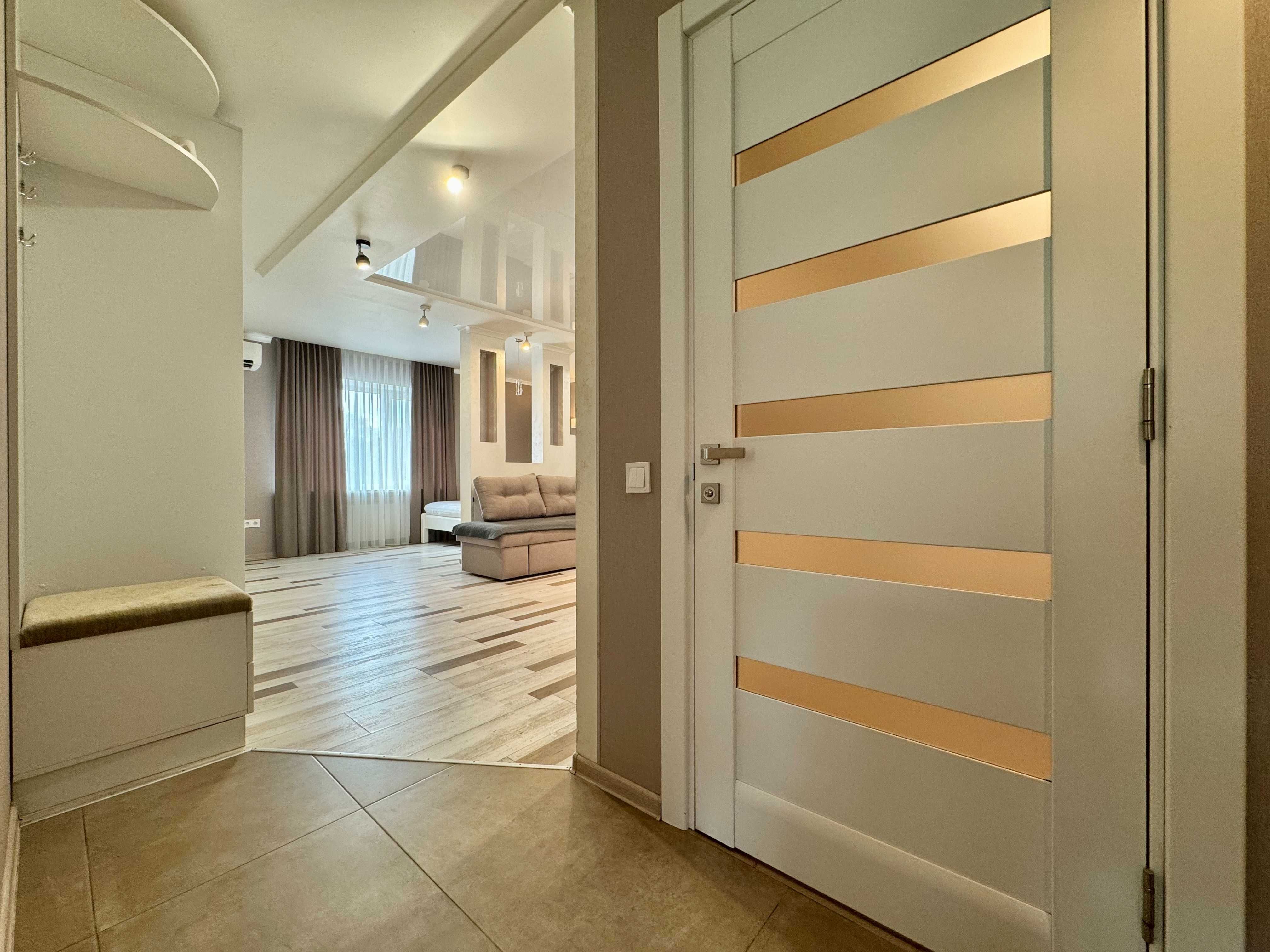 ApartPoltava Розкішна студія подобово ,СВІТЛО ЗАВЖДИ, КВДИ.5510