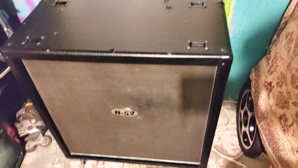 kolumna gitarowa B-52 100 w 4x g.