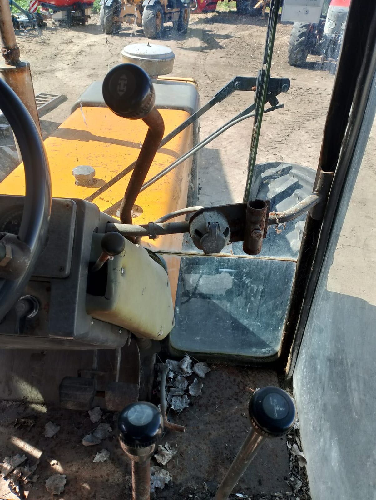 Ciągnik rolniczy Renault 113.14