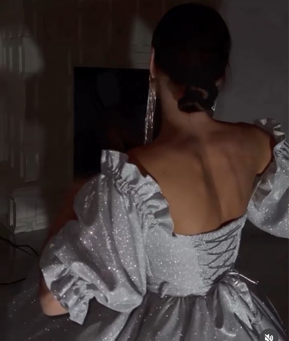 Випускна вечірня весільна сукня