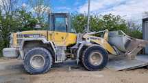 Ładowarka czolowa Front Loader  Komatsu WA250-5 rok 2006 4x4 ZAMIANA