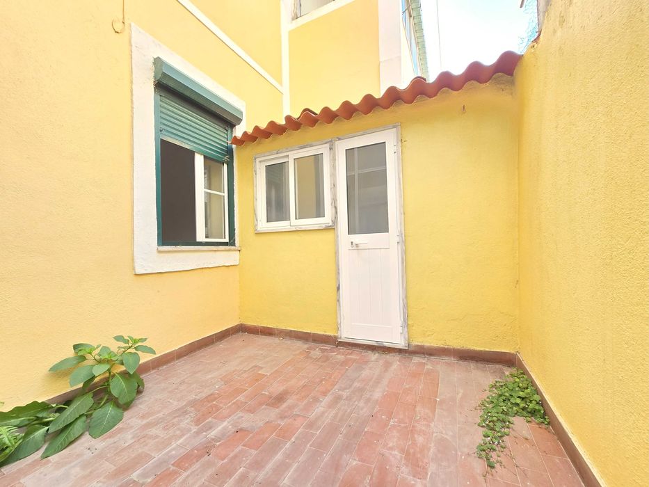 Apartamento T3+1 à venda em Lisboa