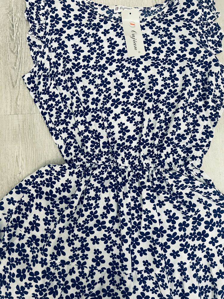 Nowa zwiewna sukuenka S/M