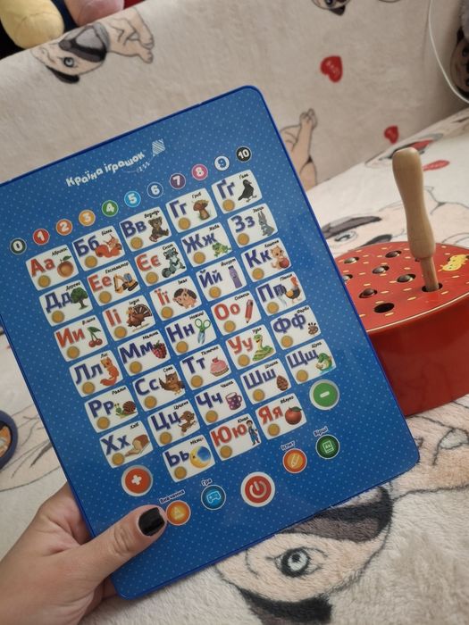 Развивашки для малыша ,планшет ,животные автомат с игрушками