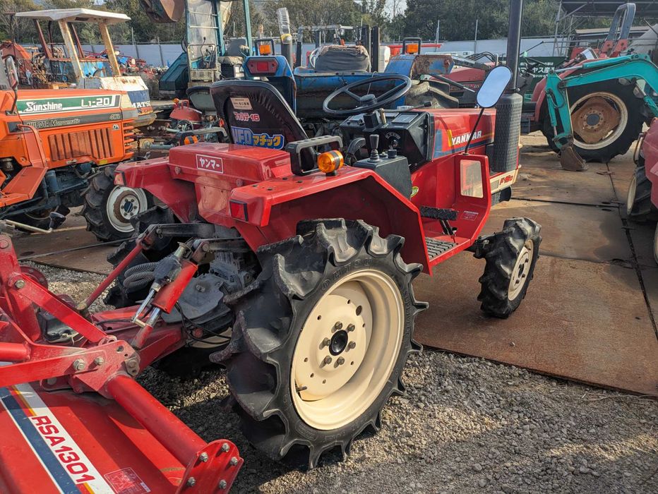 Traktor Yanmar F16D – mocny i kompaktowy traktor 4×4