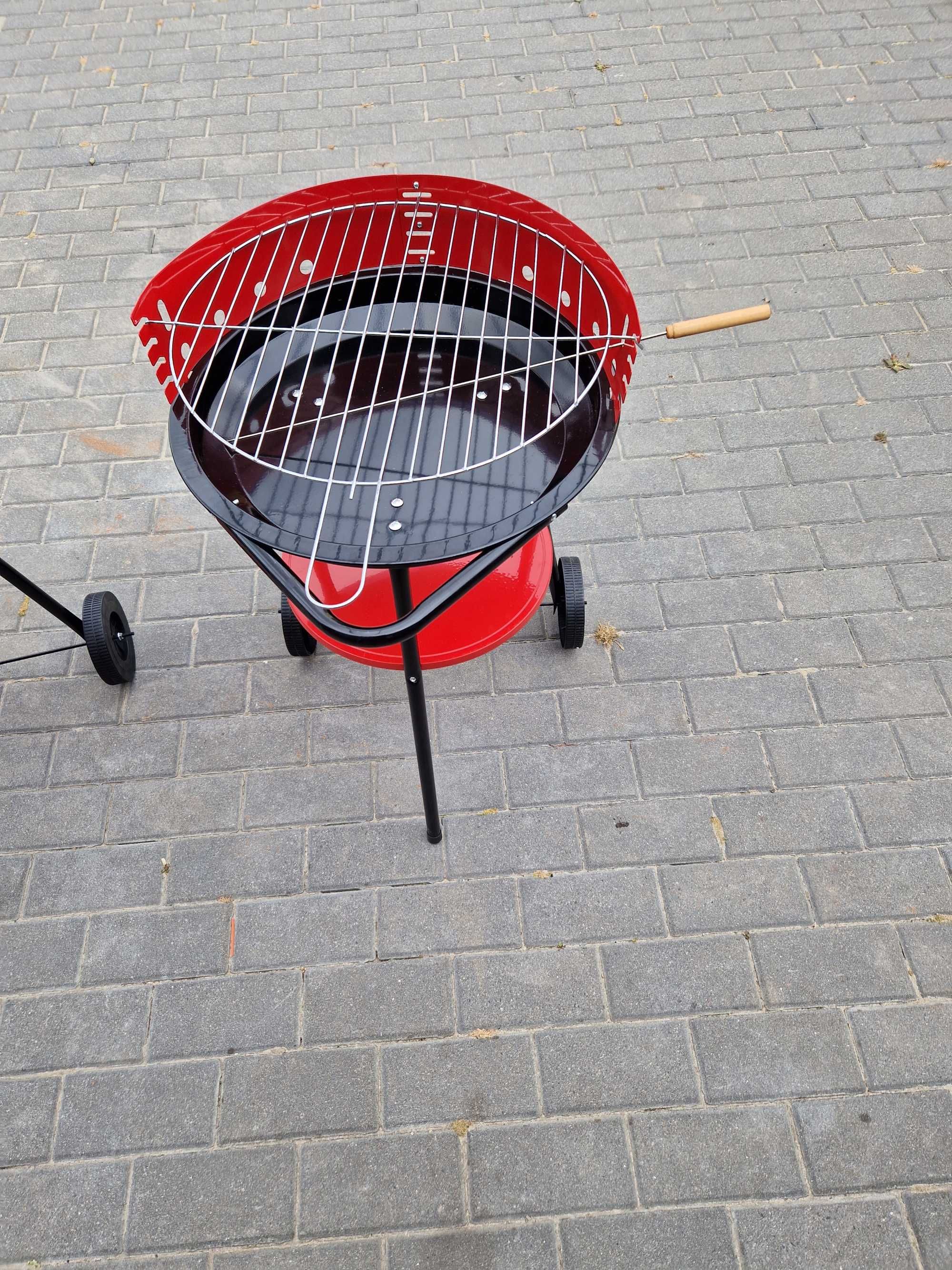 GRILL węglowy  okrągły ruchomy śr. 44 cm wy.73 cm