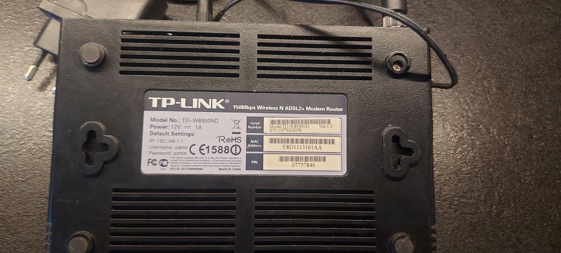 Ruter ADSL Tp-Link 
ASUS DSL-N12E_C1