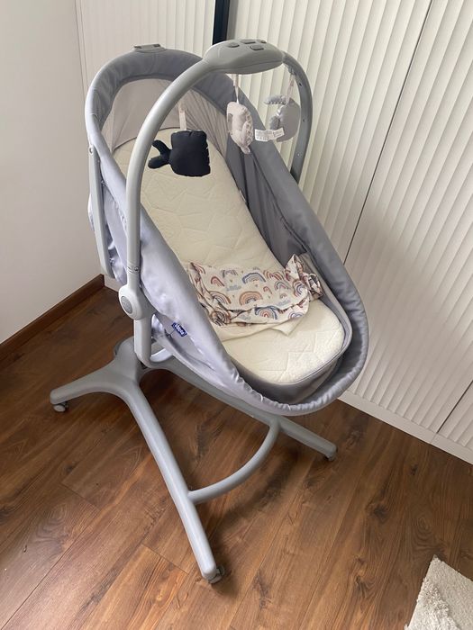 Chicco baby hug air łóżeczko dostawka krzesełko
