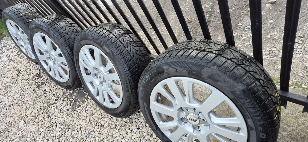 Felgi aluminiowe 16 z oponami zimowymi Skoda Octavia II , grupa VW
