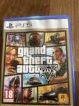 Gra GTA PS5 polecam!