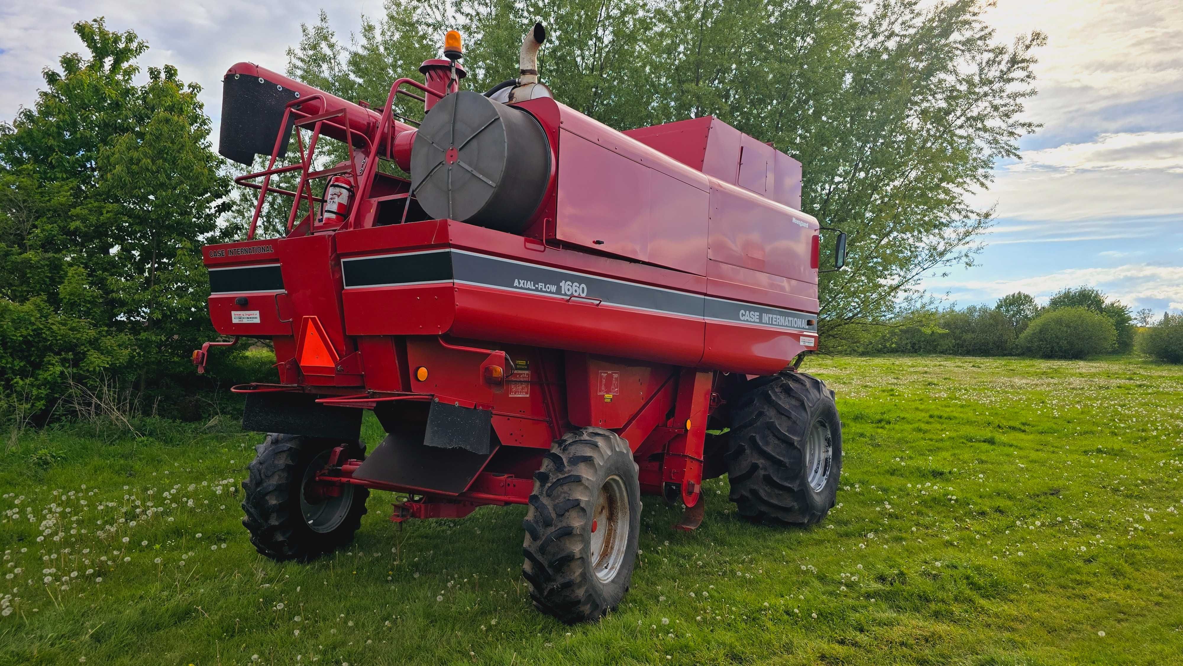 Комбайн кейс 1660Е 1993рік з жаткою 5м