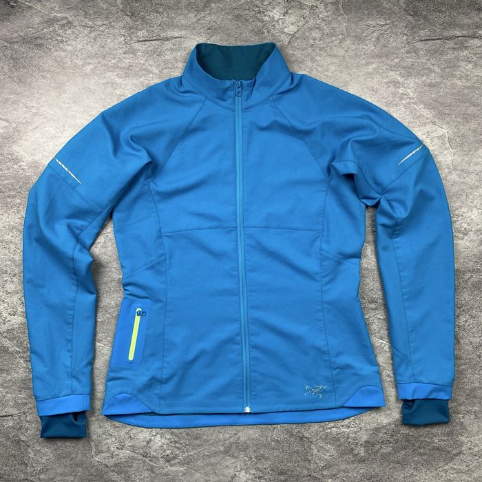 ARCTERYX софтшел куртка вітровка жіноча рефлективна M size кофта y2k
