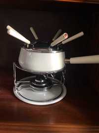 Fondue com panela e 6 garfos