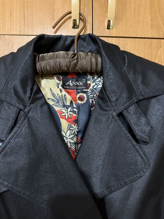 Женский плащ (тренч)