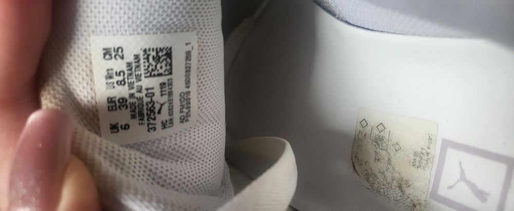 Жіночі кросівки PUMA