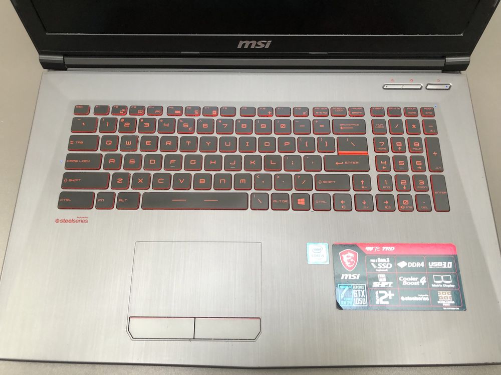 Laptop Gamingowy MSI GV72