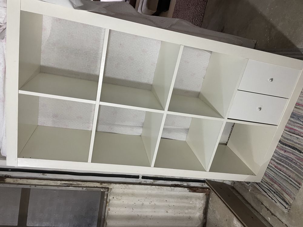 Estante ikea com 2 gavetas